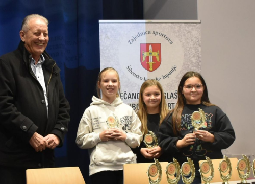 Fotografija 14 - Patrik Kundid i Anamarija Mikulić najbolji mladi sportaši u županiji