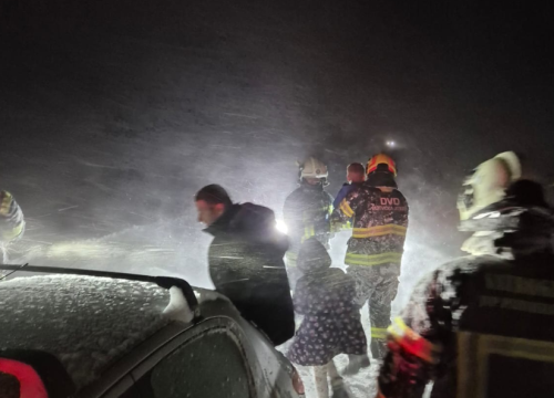 U Lici iz snježne oluje spašeno 48 ljudi