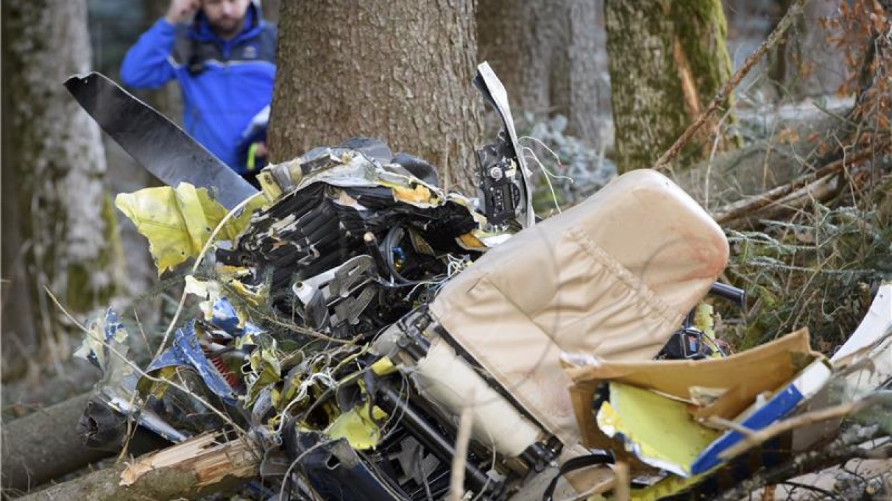 Pad putničkog zrakoplova preživjele 32 osobe