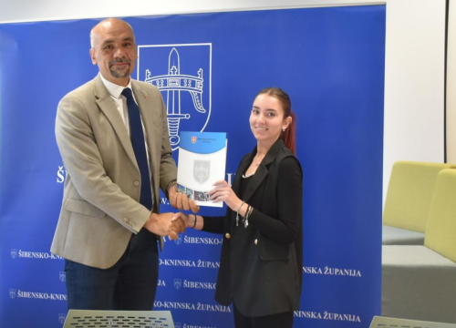 Fotografija 9 - Županija dodijelila 34 učeničke i studentske stipendije