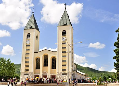 U Međugorju lani podijeljeno više od dva milijuna hostija vjernicima