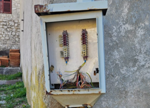 Bačići kod Drinovaca godinu dana bez interneta: ‘Kod nas će prije udariti grom nego doći operater’