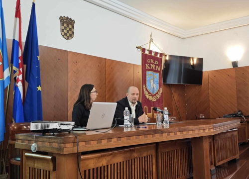 Fotografija 2 - Konstituirano Dječje vijeće Grada Knina