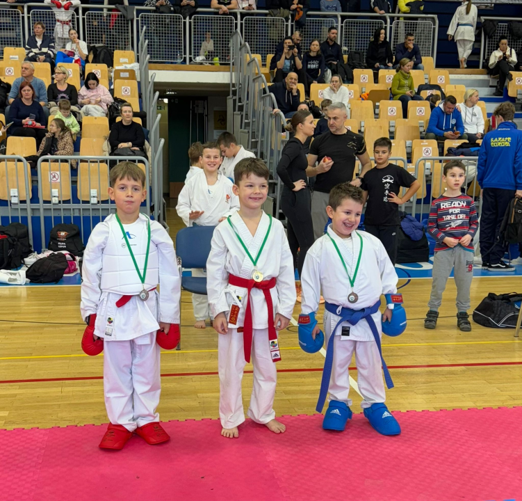 FOTO Karataši murterskog Phoenixa u Sloveniji uzeli 13 medalja