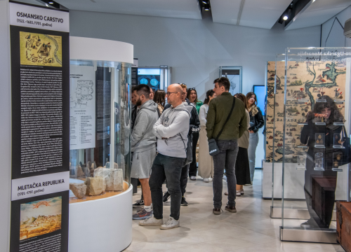 Radionice, kviz, glazba, izložba: Gradski muzej u Drnišu priremio bogat program za petak