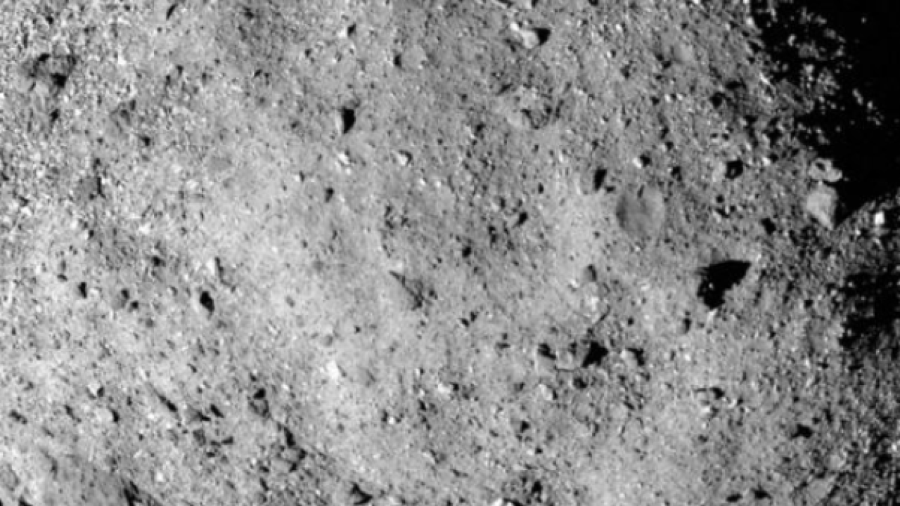 Na asteroidu otkriveni građevni blokovi života