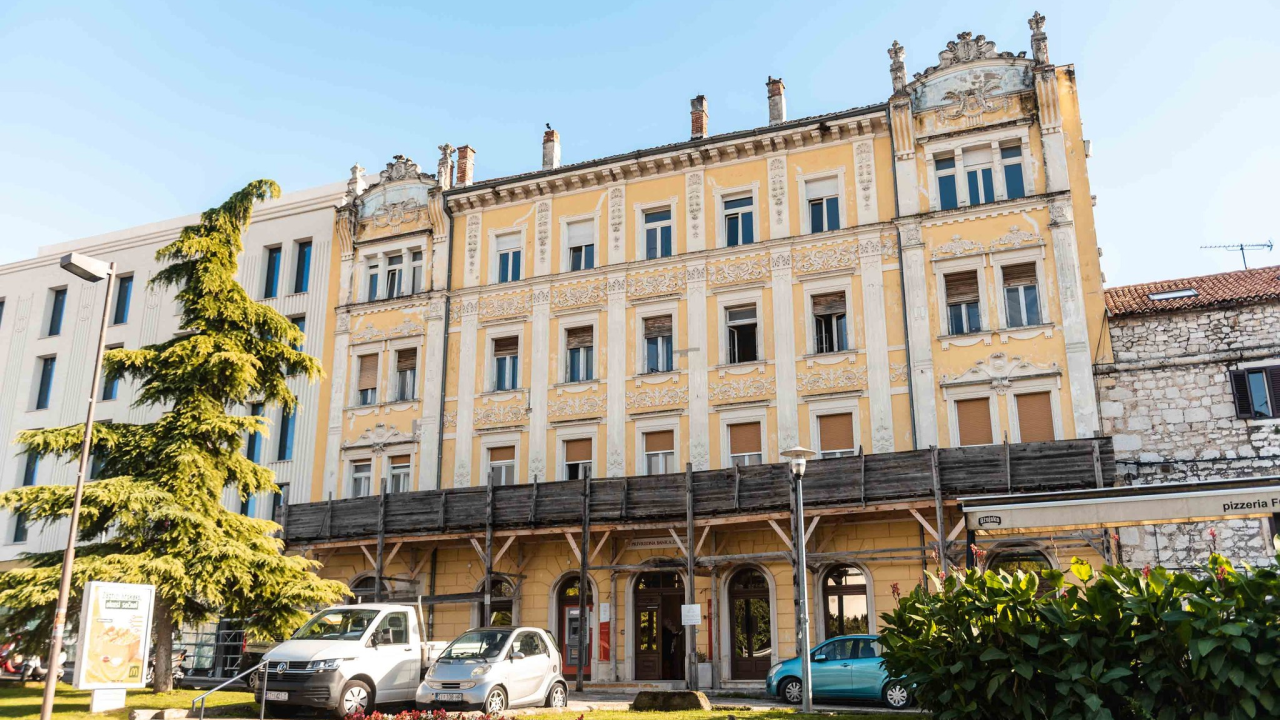 Uskoro stižu bolji dani za Iljadicu-Grbešić: Potpisan ugovor o sanaciji secesijske ljepotice