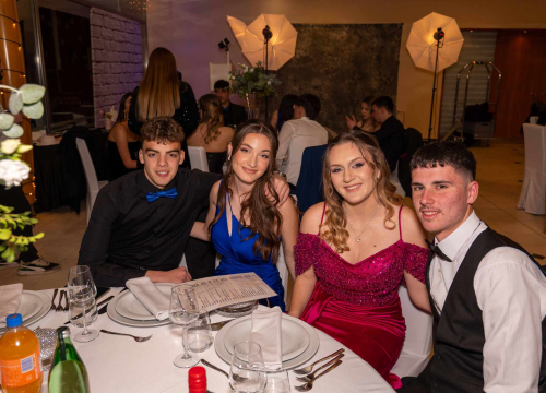 Fotografija 11 - Zavirite na maturalni ples šibenske Ekonomske škole (3)