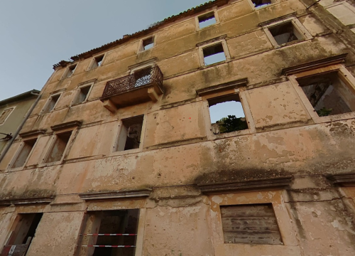 Iz Grada Skradina vlasnicima vozila uputili apel da maknu svoje automobile