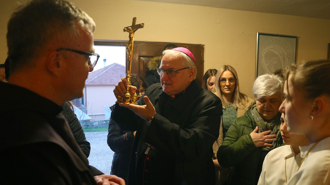 Biskup Rogić nastavlja pastirske pohode župama