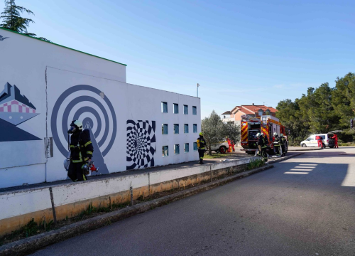 Fotografija 13 - Evakuirana OŠ Brodarica: Bez brige, to je bila samo vježba