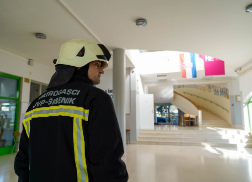 Fotografija 23 - Evakuirana OŠ Brodarica: Bez brige, to je bila samo vježba