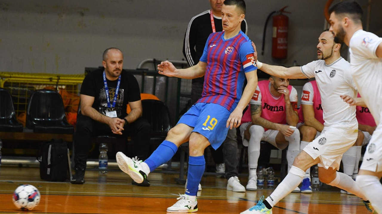 Crnici bod protiv Squarea za očuvanje pozicije koja vodi u doigravanje