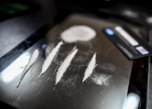 U Bilicama 'pali' diler (32) i kupac (40). Jedan dobio kaznenu, drugi prekršajnu prijavu