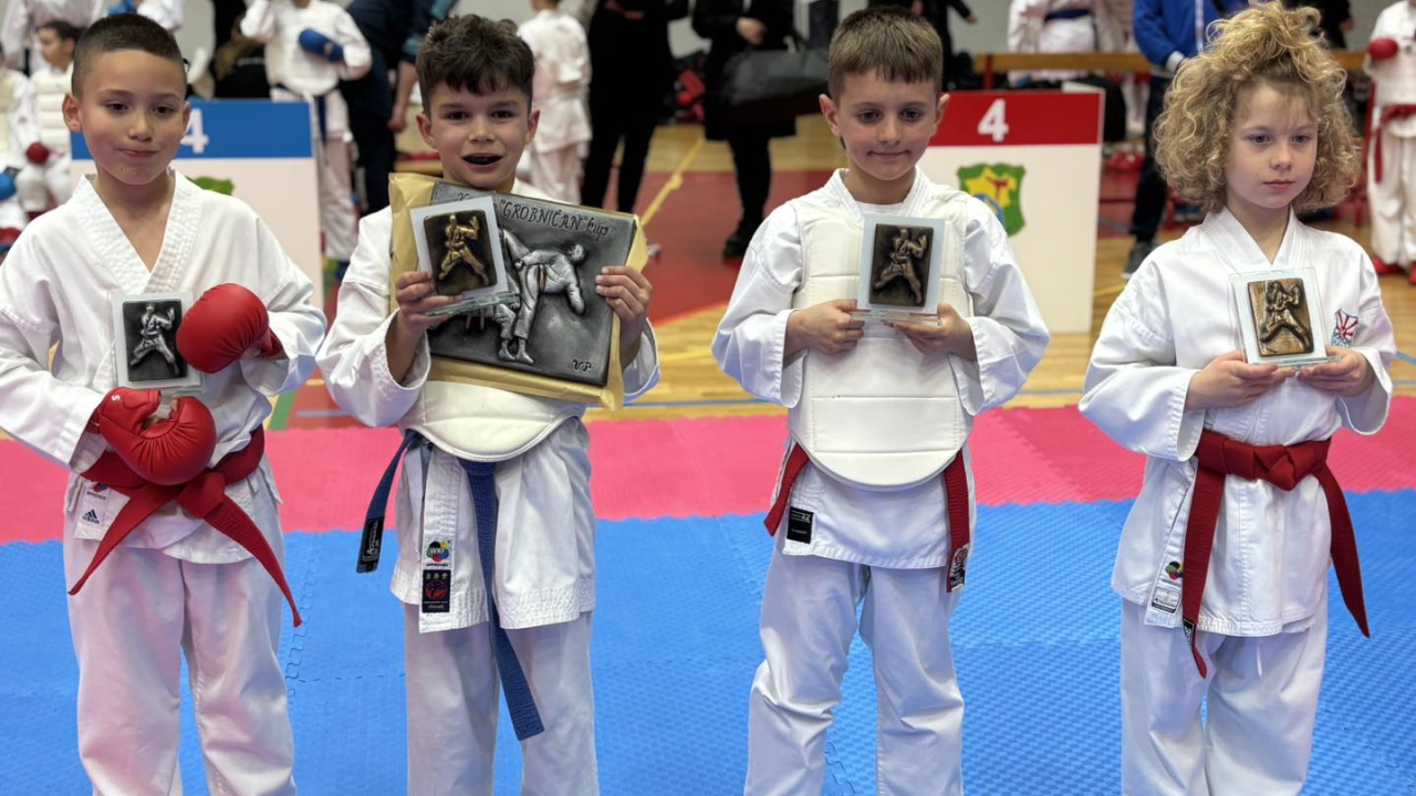 Karatašima vodičkog Okita 18 medalja i treće mjesto ekipno na Grobničan kupu