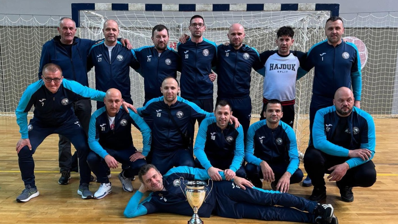 MNK Knin četvrti na Prvenstvu Hrvatske za veterane, Bilice prošle skupinu, 4 županijska kluba nisu