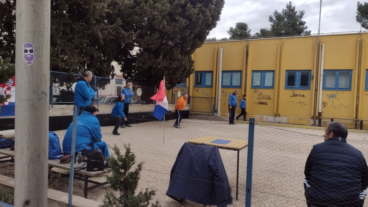 Počela Prva hrvatska liga u petanci, najuvjerljiviji u 1. kolu branitelji naslova iz Krešimirova grada