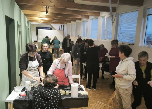 Fotografija 13 - Tribunjski umirovljenici na radionici izrađivali prirodnu kozmetiku