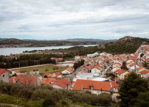 Fotografija 7 - Lijepa Crnica više nije 'Mangan City': Još da ju je malo dodatno urediti