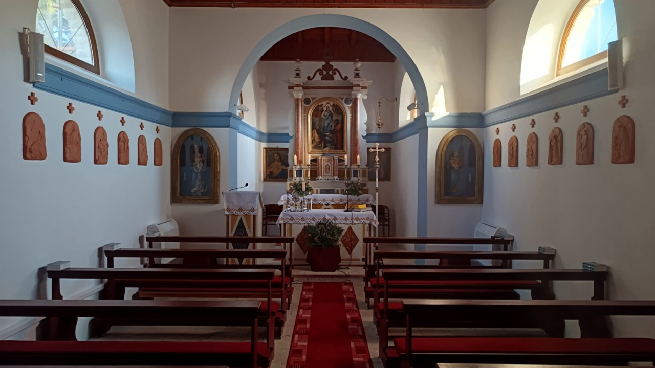 Postavljene nove postaje križnog puta u župnoj crkvi Sv. Petra na Kapriju