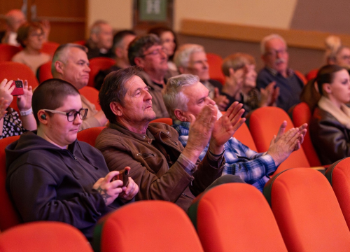 Fotografija 7 - Humanitarni koncert u Vodicama: Klape zapjevale za malu Petru