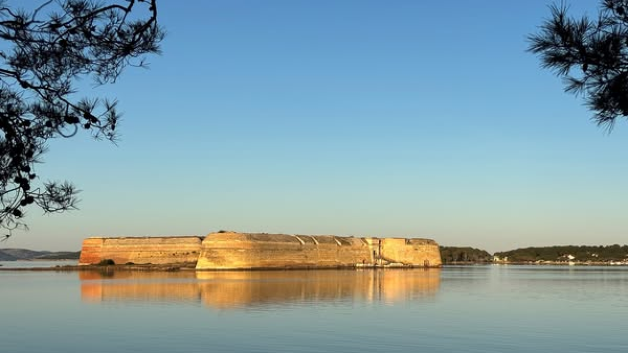 Tvrđava sv. Nikole korak bliže novom ruhu: Odobrena sredstva za sanaciju vanjskog plašta