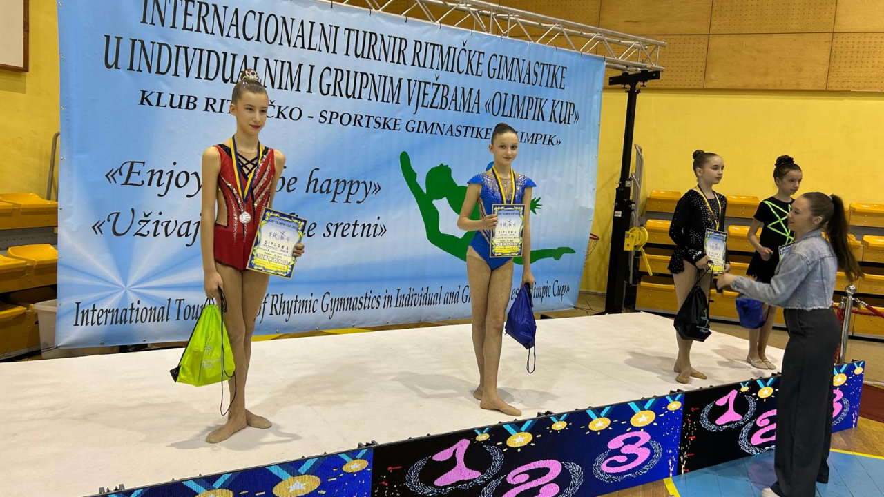 Ritmičarke šibenskog Neba na 'Olimpik Cupu': Mala Ivana i debitantica Lana zablistale u Sarajevu