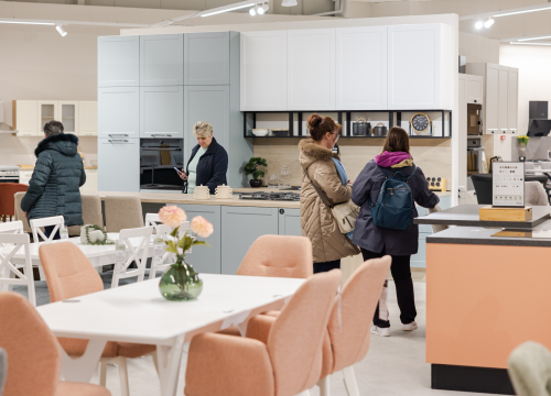 Fotografija 5 - FOTO Pokloni, ukusni zalogaji, uštede do 55 posto i gratis krevet čekaju vas u Dalmare centru!