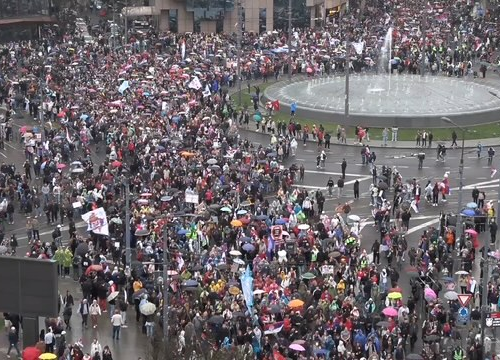 Od vlasti se traži da objasni je li protiv studenata korišten zvučni top