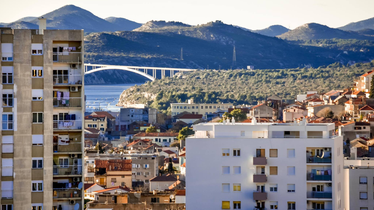 Država će sufinancirati ugradnju liftova: U Šibeniku ih nema 214 zgrada, u Kninu dvije sa sedam katova