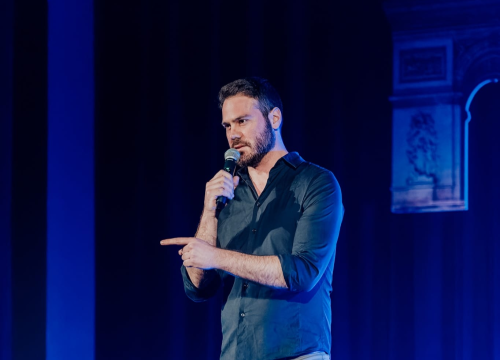 Ne propustite jedinstveni imitatorski stand-up show Danka Ažića u Mozartu!