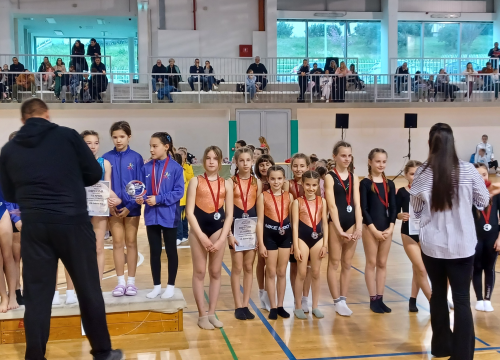 Fotografija 10 - FOTO: Gimnastičari Dišpeta nastupili u Solinu, u dvije konkurencije osvojili ekipnu prvu poziciju