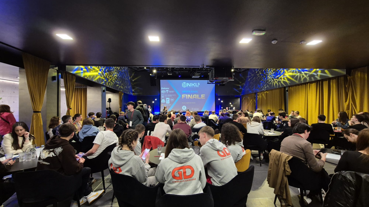 Srednjoškolci zavladali Arsenom: U finalu Nacionalne kviz lige pobjedu odnijelo Oceanovih 5 iz Čakovca