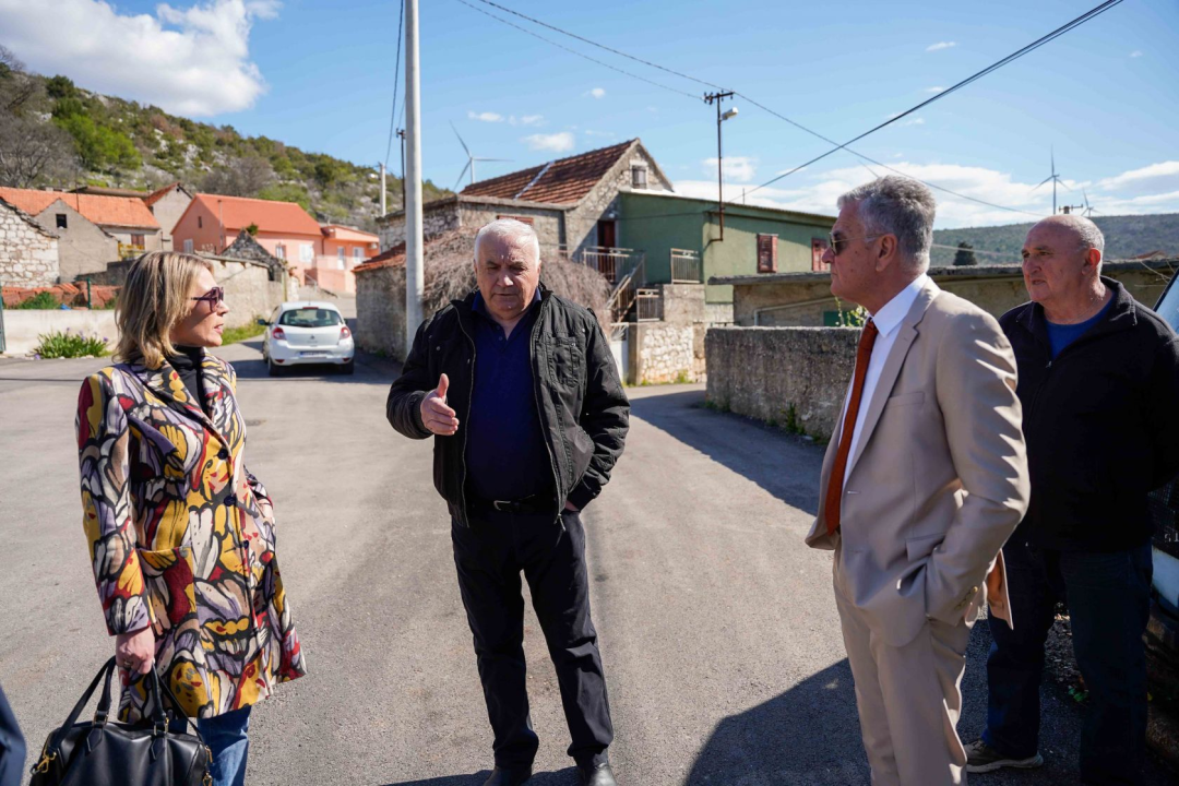 Lepenica dobila vodovodnu mrežu: Gradonačelnik Burić i direktor Vodovoda u obilasku mjesta