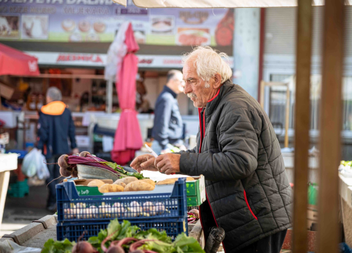 Fotografija 7 - Veliki petak na šibenskoj pijaci: Traži se meso i zelenje, na peškariji nema gužve