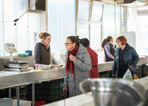Fotografija 18 - Veliki petak na šibenskoj pijaci: Traži se meso i zelenje, na peškariji nema gužve