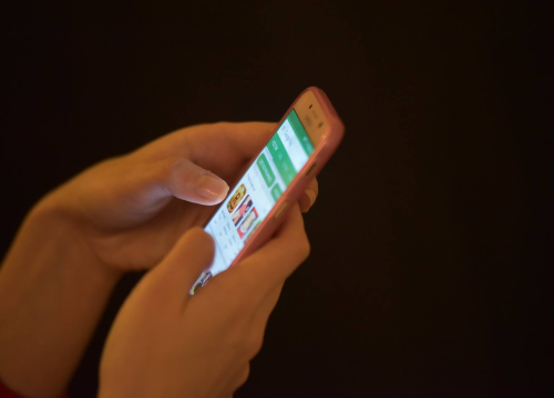 AI asistenti pogrešno prikazuju vijesti u gotovo polovici odgovora