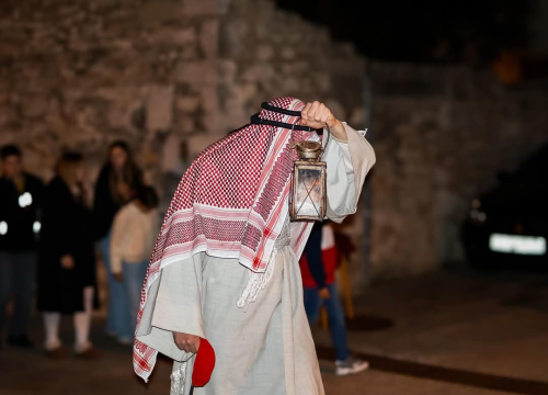 Fotografija 9 - Veliki petak u Vodicama obilježen mirnom procesijom kroz grad