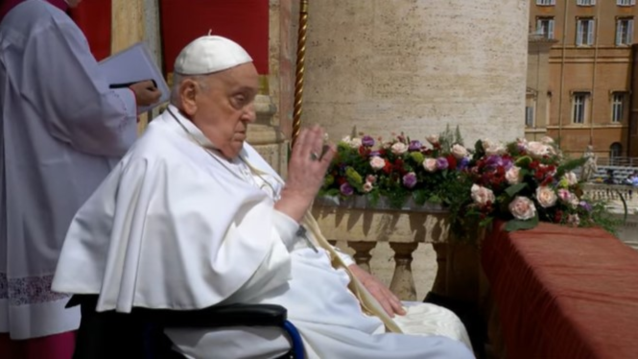 Papa Franjo umro je od moždanog udara