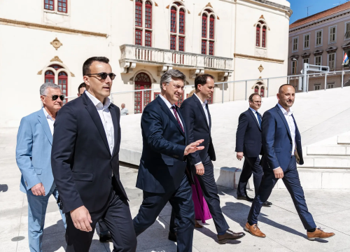 HDZ, HDS, HSS i DP potpisali koalicijski sporazum: 'SDP, Most i nezavisni pali su na ispitu'