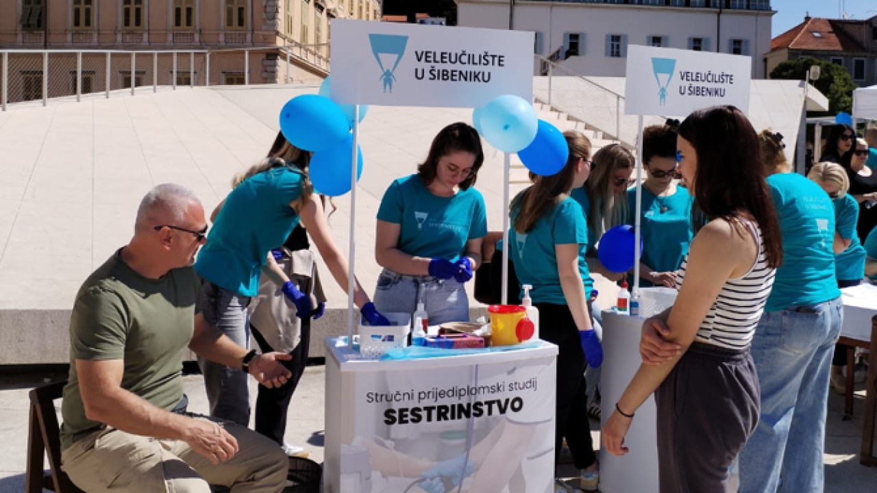Studij sestrinstva u Šibeniku slavi drugi rođendan: Mjerio se tlak i šećer, vježbala se prva pomoć