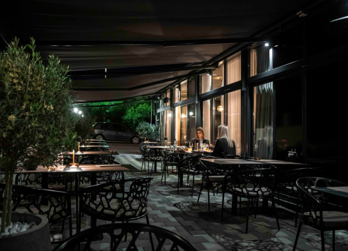 Fotografija 17 - FOTO Uživajte u ugodnom ambijentu nove terase restorana Leonardo BBQ & More!