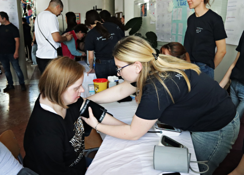 Fotografija 3 - Kamenčići zavirili u svijet šibenske Medicinske škole