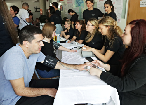 Fotografija 4 - Kamenčići zavirili u svijet šibenske Medicinske škole