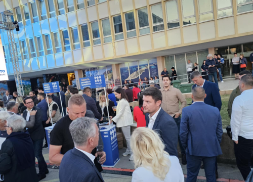 Fotografija 22 - HDZ Šibensko-kninske županije proslavio 35. obljetnicu: Finale slavlja uz šibenski koncert 'Četiri Tenora'