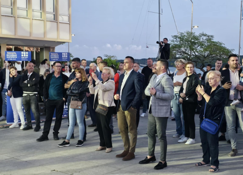 Fotografija 20 - HDZ Šibensko-kninske županije proslavio 35. obljetnicu: Finale slavlja uz šibenski koncert 'Četiri Tenora'