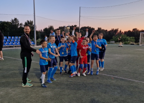 Fotografija 1 - Tradicionalni malonogometni turnir U-10 u Primoštenu nadmašio očekivanja