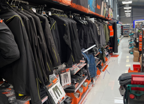 Fotografija 21 - FOTO Besplatna hrana i piće, ogromni popusti i zabava – Građa preuredila svoju poslovnicu u Šibeniku!