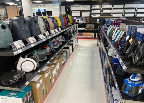 Fotografija 4 - FOTO Besplatna hrana i piće, ogromni popusti i zabava – Građa preuredila svoju poslovnicu u Šibeniku!