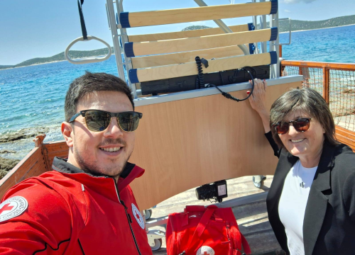 Fotografija 1 - Zahvaljujući Ilijani, mještanima i Crvenom križu korisnik na Prviću dobio medicinski krevet